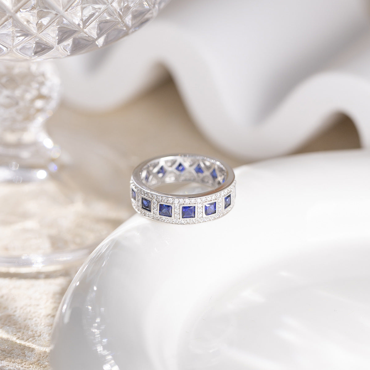 Blingrunway S925 cultured sapphire princess square full circle ring