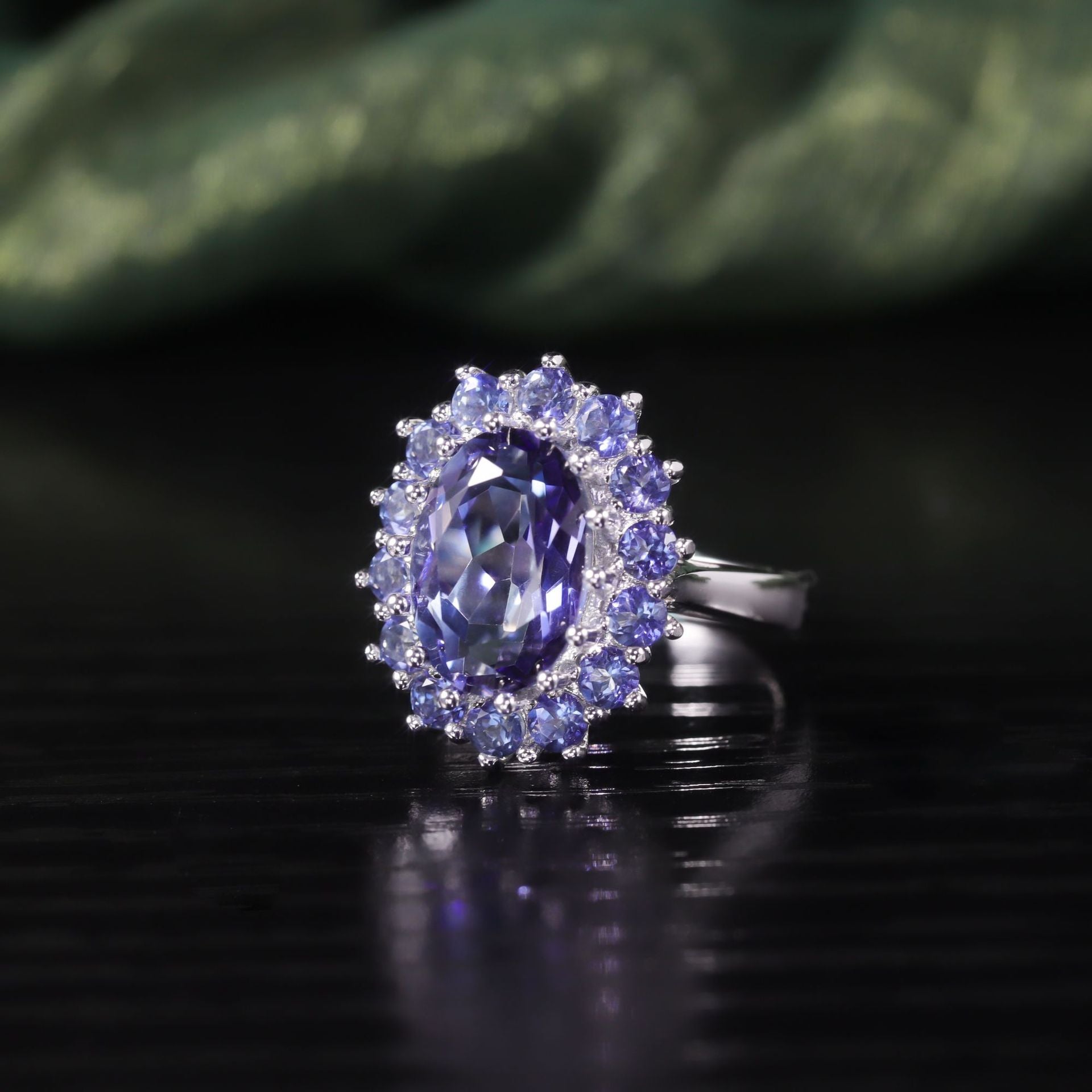 Blingrunway Sunflower Shaped Gemstone Ring