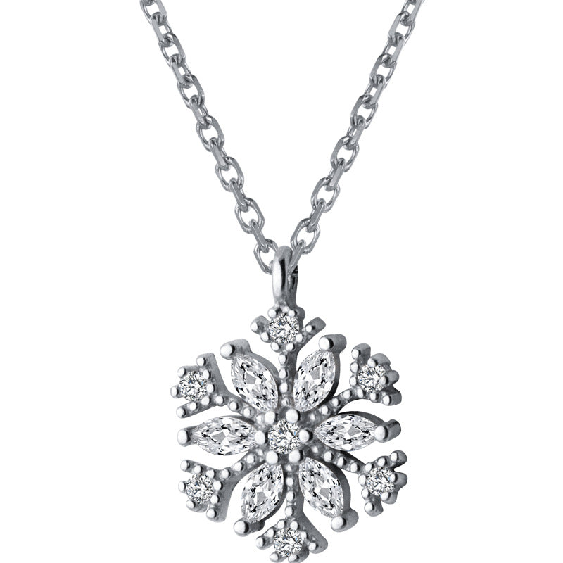 Blingrunway Christmas Series Snowflake Necklace