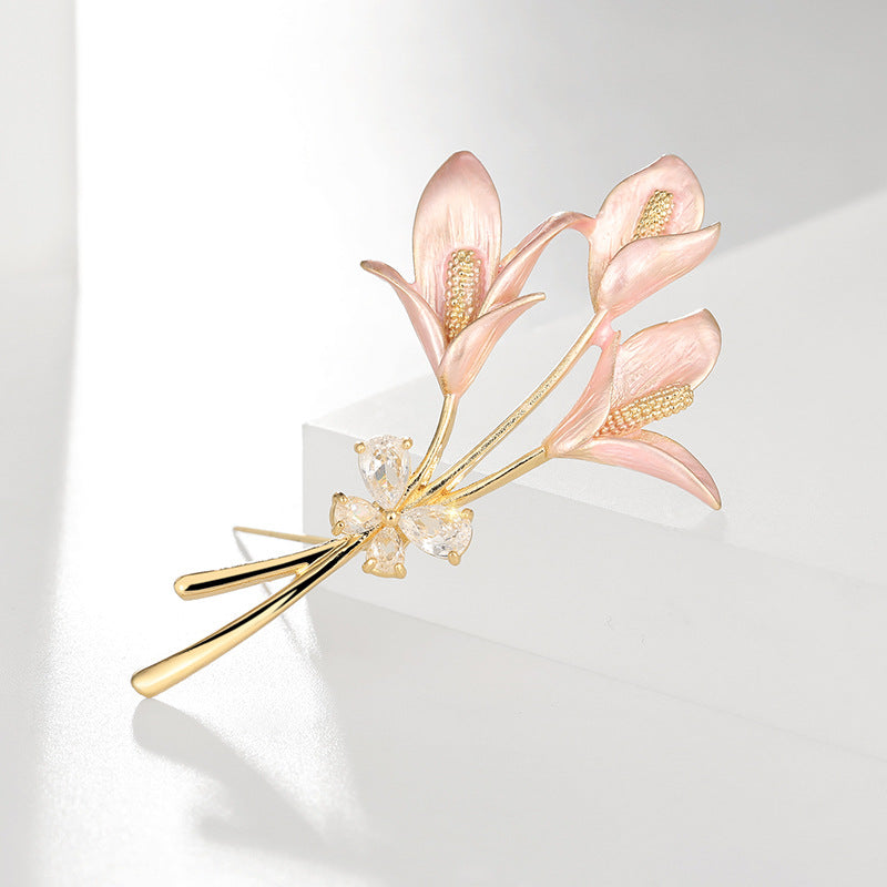 Blingrunway Enamel lily brooch