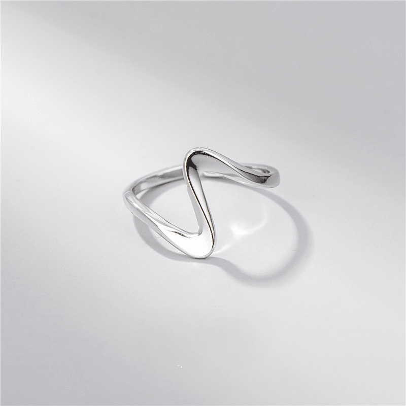 Möbius Water Texture S925 Sterling Silver Ring-BlingRunway