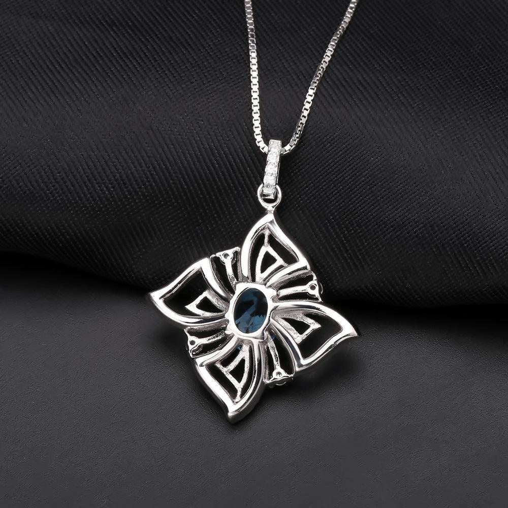 Four Leaf Grass Luxury Inlaid Design S925 Sterling Silver Necklace