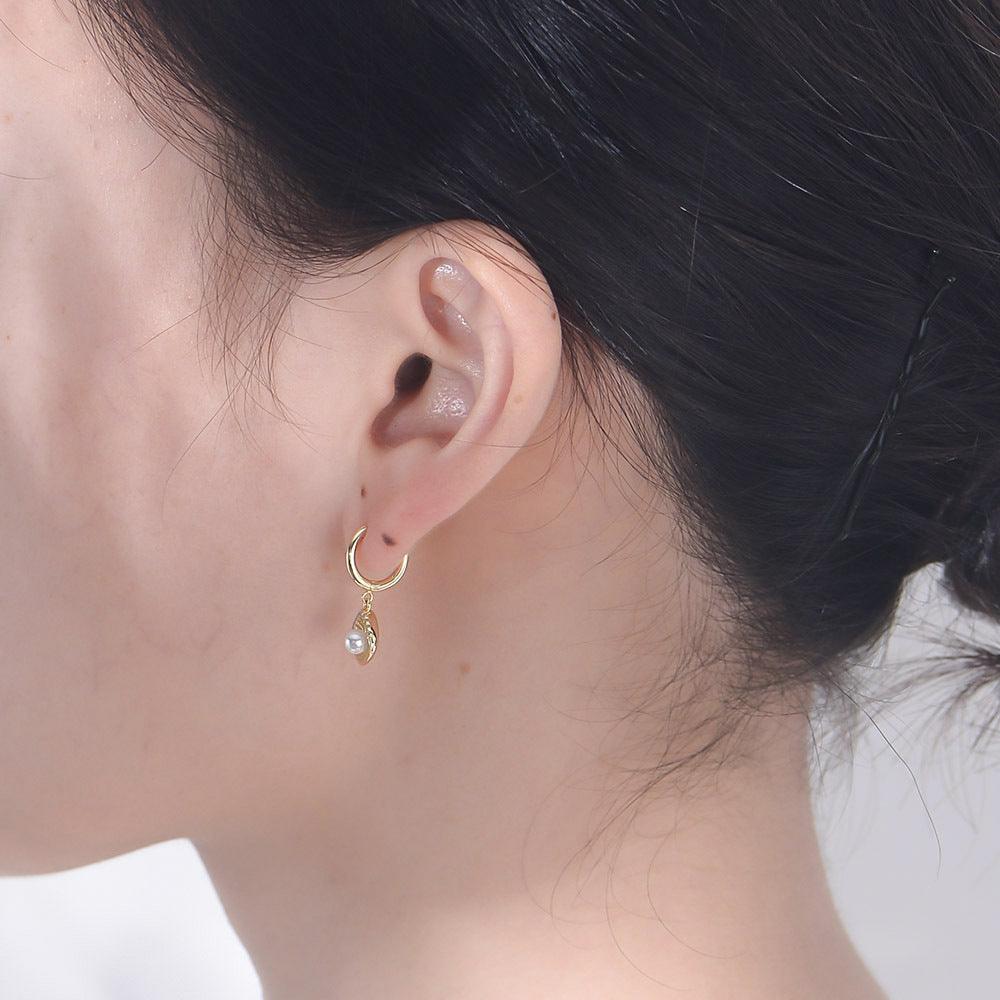 Shell-shaped Handmade Series S925 Sterling Silver Pearl Earrings